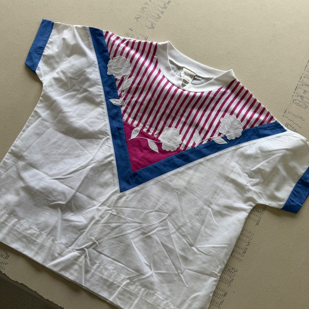 Vintage 80s Flower T-shirt
